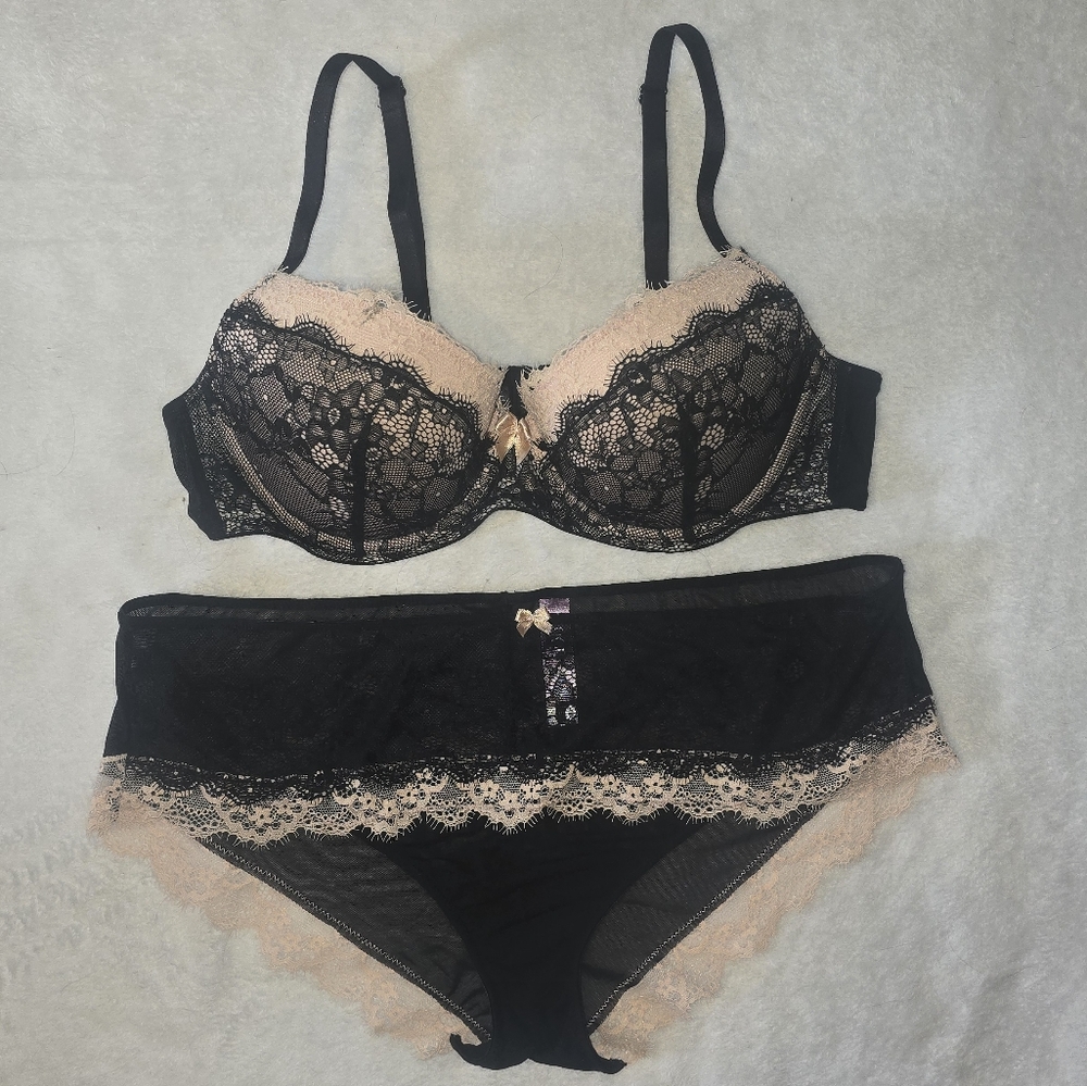 Adore Me Emanuelly Push Up Bra and panties